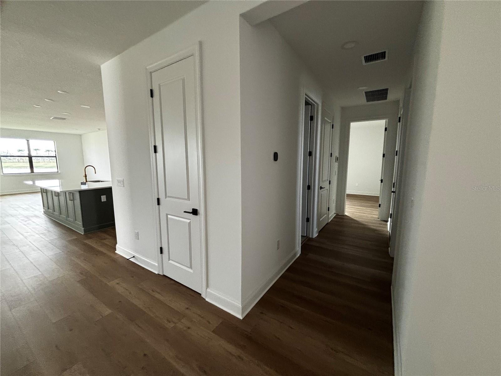 Image 9 of 33 For 5856 Freestone Circle