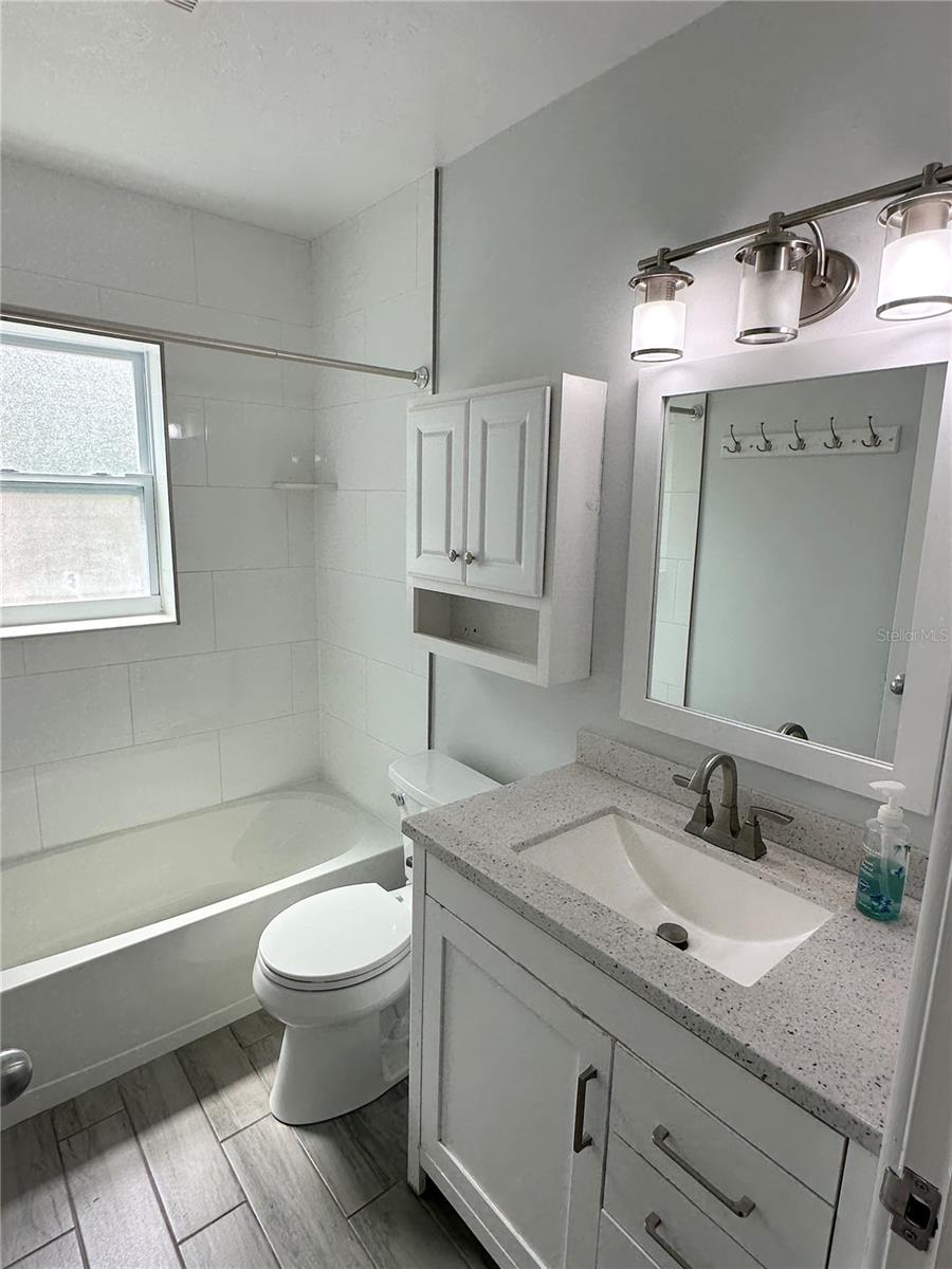 Image 11 of 19 For 3325 2nd Avenue W
