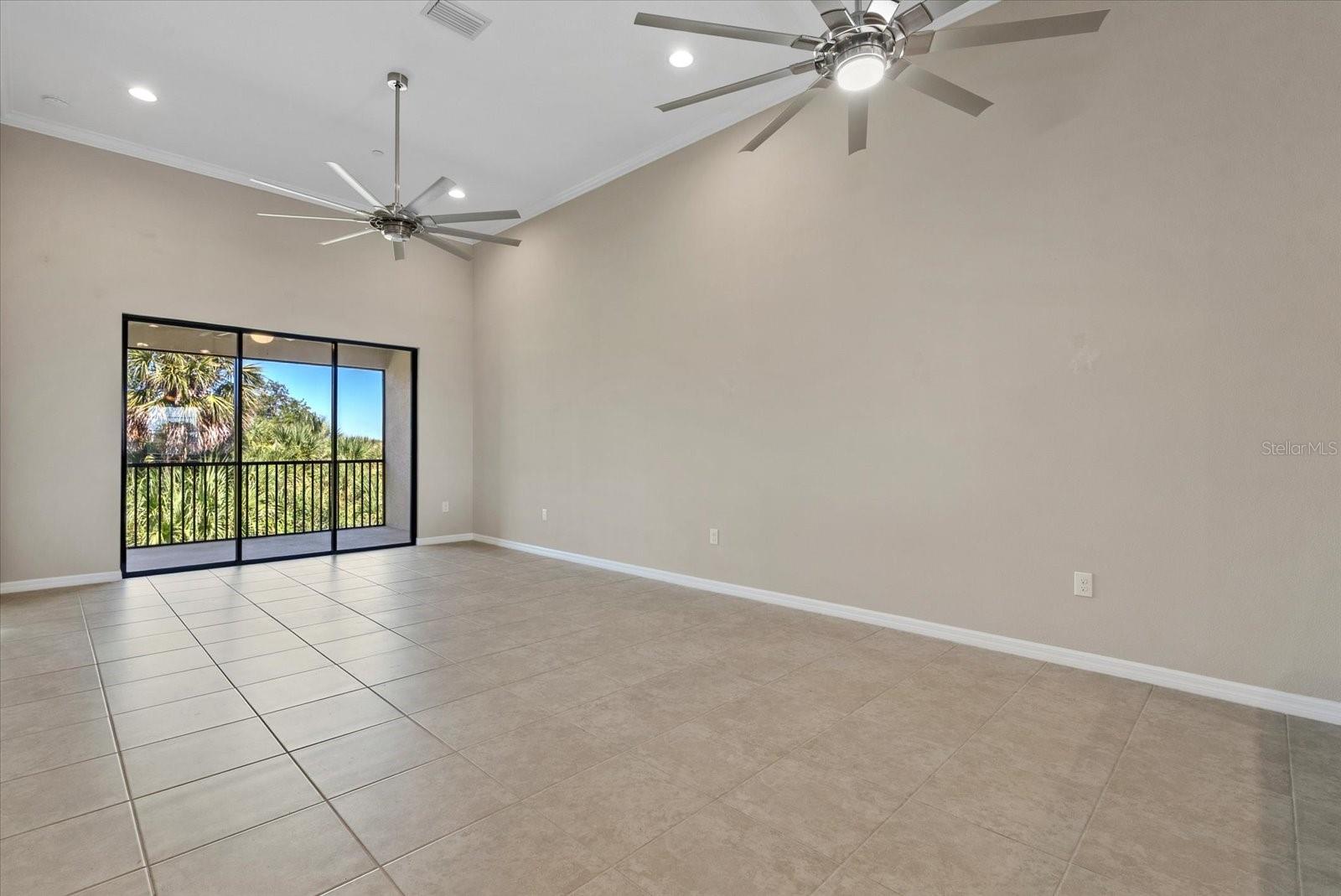 Image 11 of 47 For 12401 Osorio Court 203