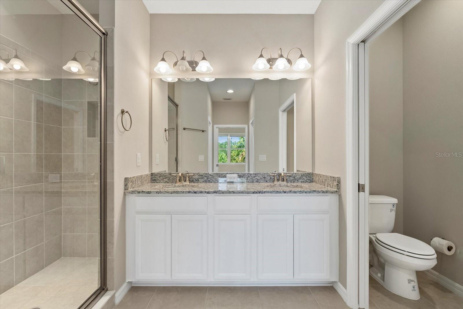 Image 22 of 47 For 12401 Osorio Court 203