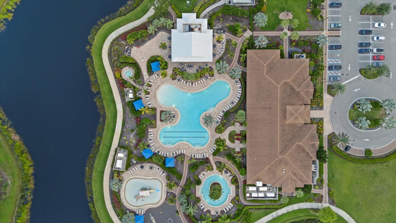 Image 33 of 47 For 12401 Osorio Court 203