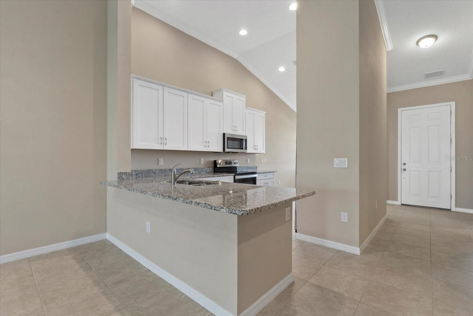 Image 7 of 47 For 12401 Osorio Court 203