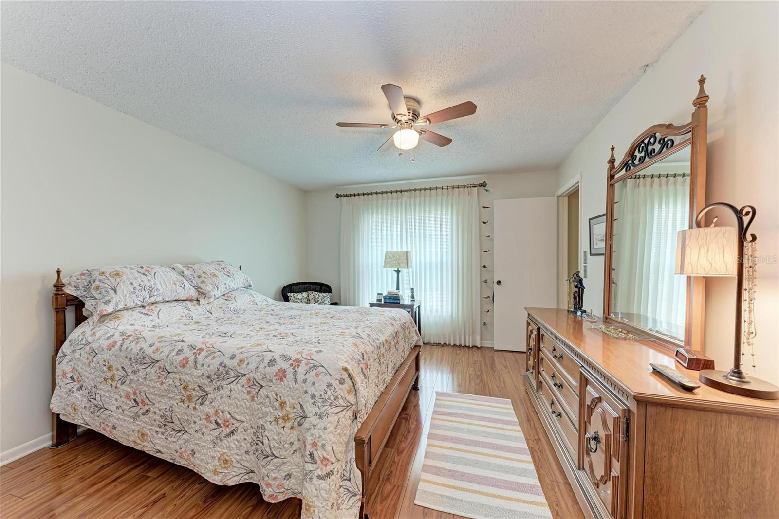 Image 12 of 38 For 5914 7th Avenue W 5914