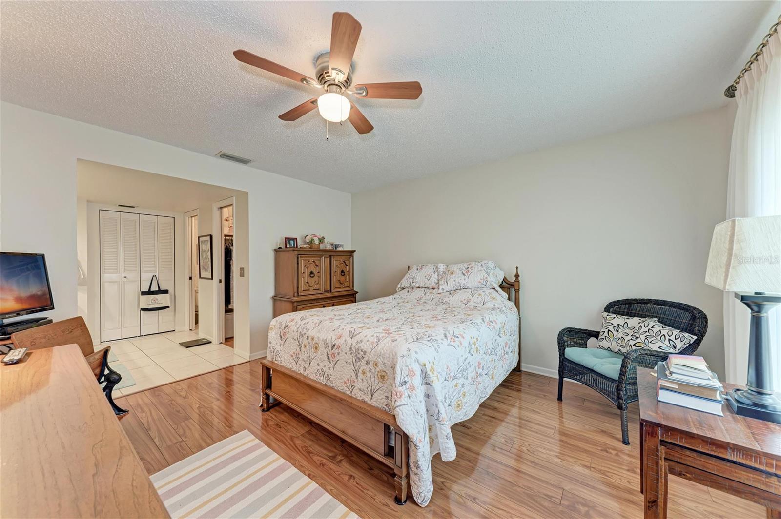 Image 14 of 38 For 5914 7th Avenue W 5914