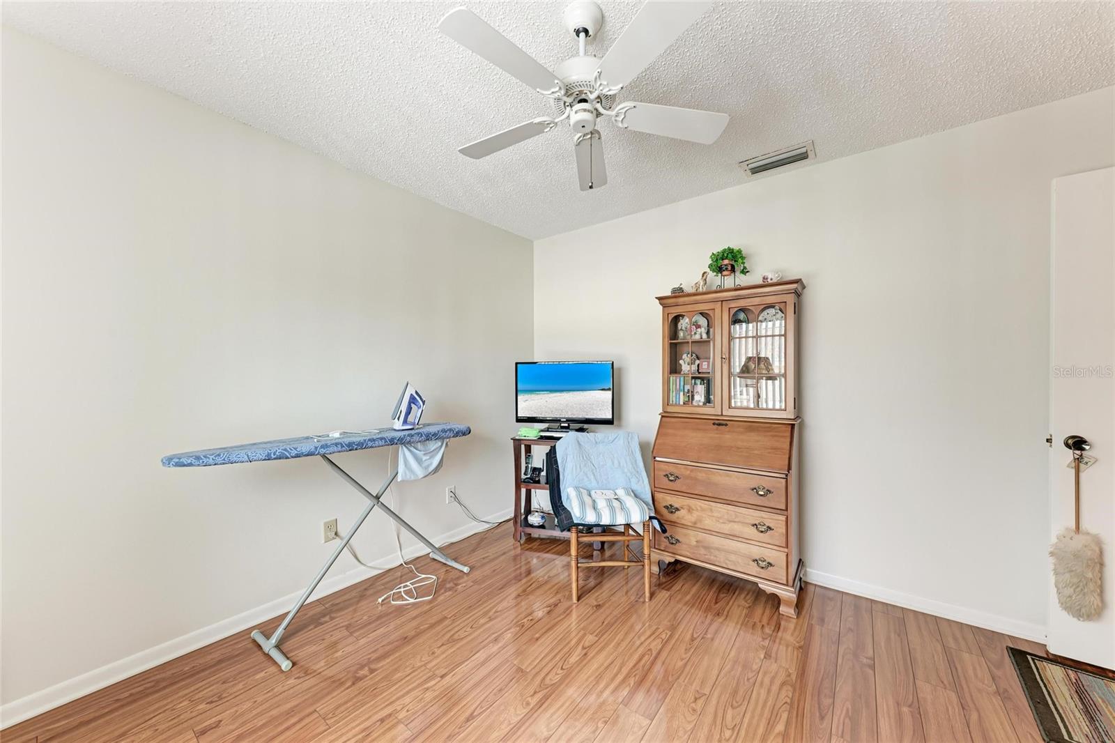 Image 22 of 38 For 5914 7th Avenue W 5914