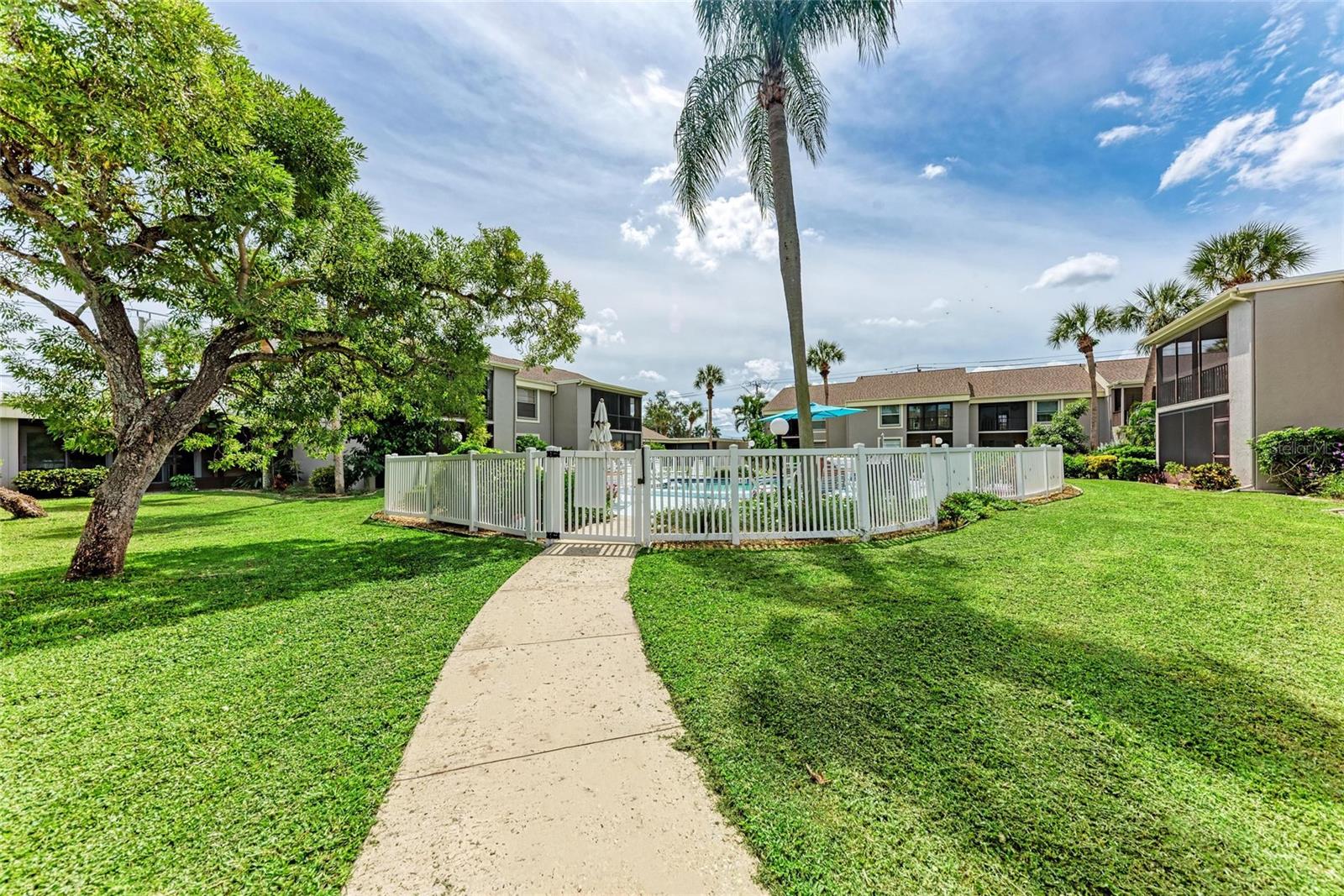 Image 30 of 38 For 5914 7th Avenue W 5914