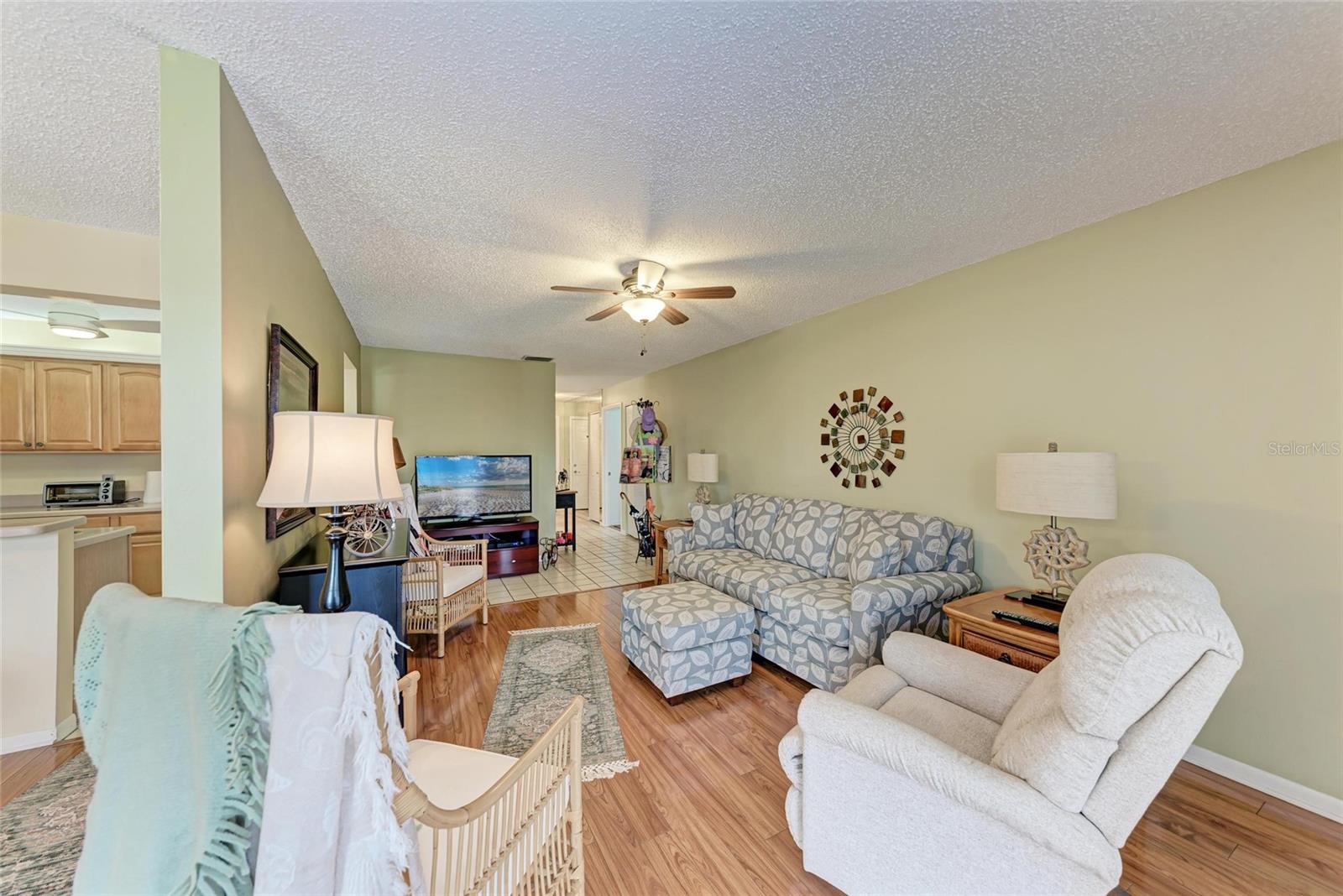 Image 8 of 38 For 5914 7th Avenue W 5914