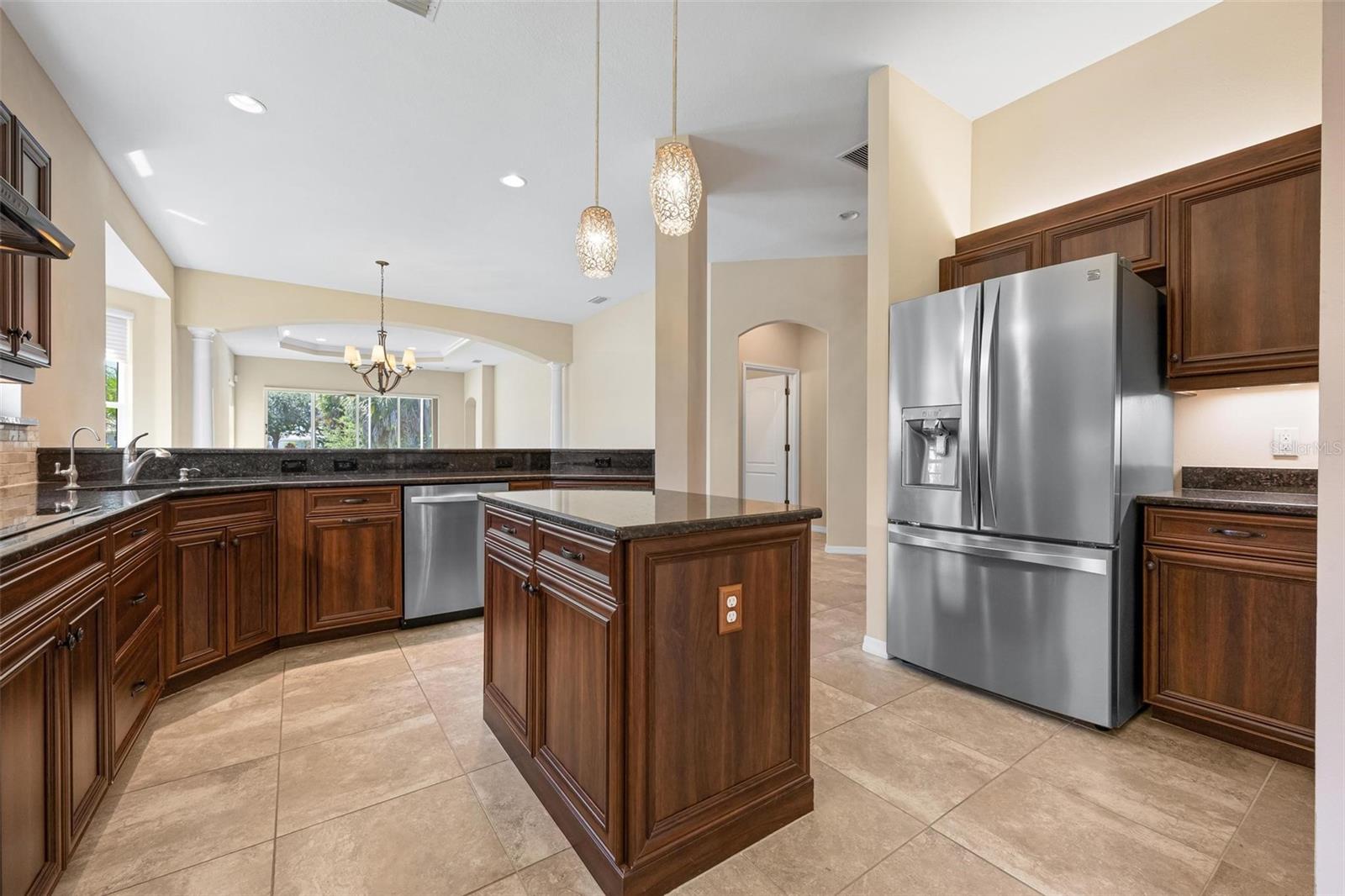 Image 20 of 76 For 11065 Barnsley Drive