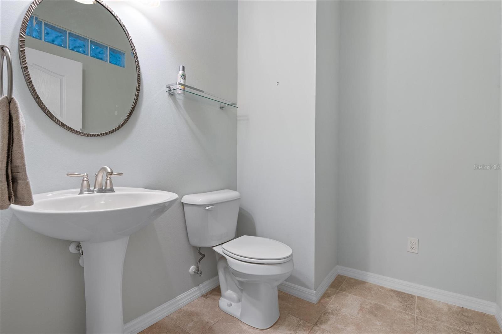 Image 32 of 76 For 11065 Barnsley Drive