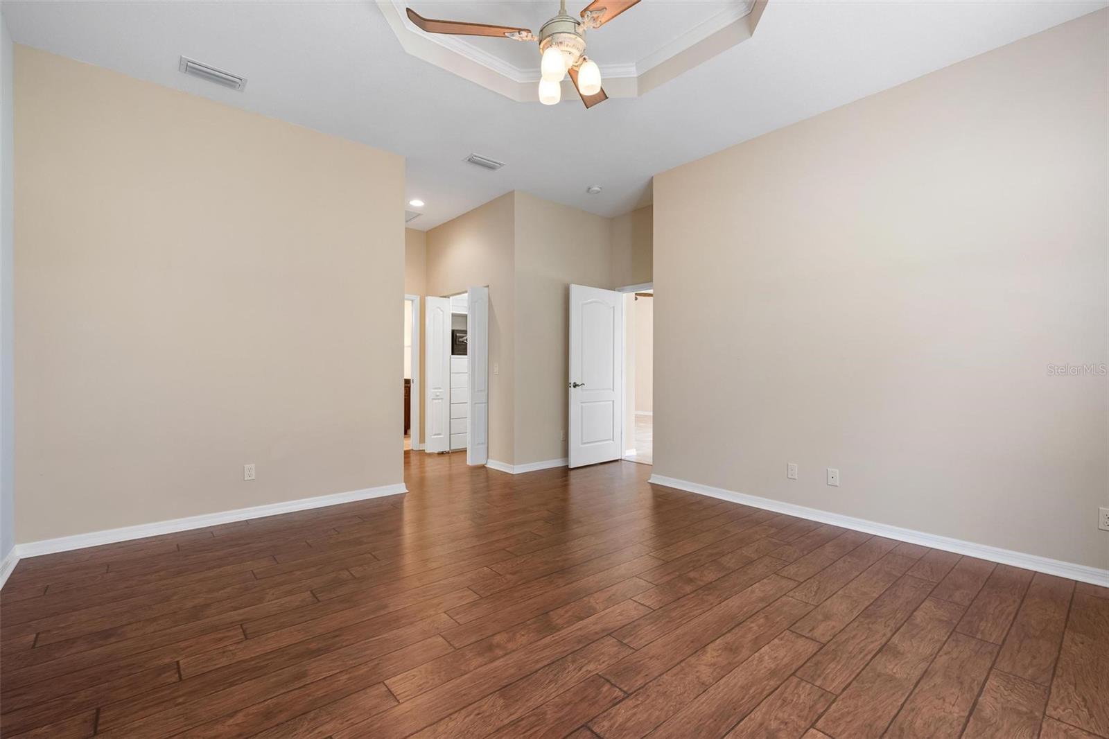 Image 35 of 76 For 11065 Barnsley Drive