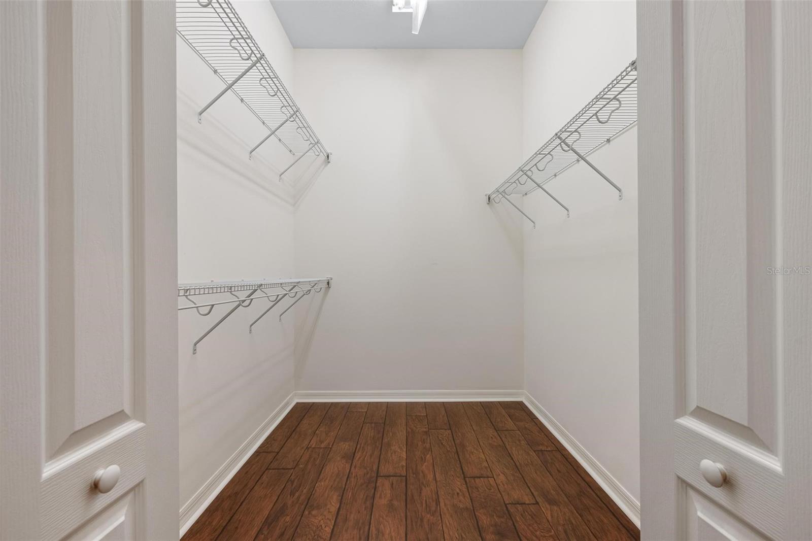 Image 39 of 76 For 11065 Barnsley Drive
