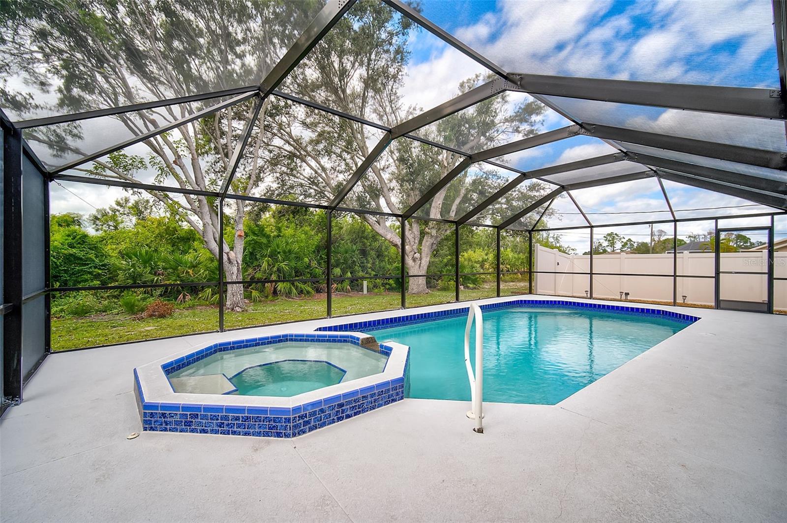 Image 34 of 41 For 7251 Sunnybrook Boulevard