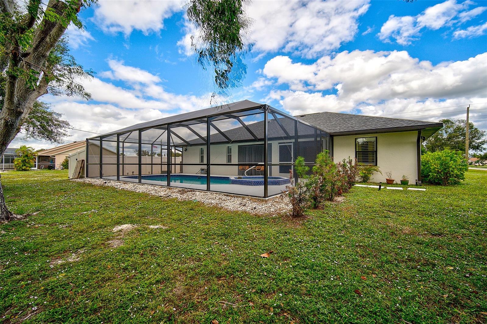 Image 38 of 41 For 7251 Sunnybrook Boulevard