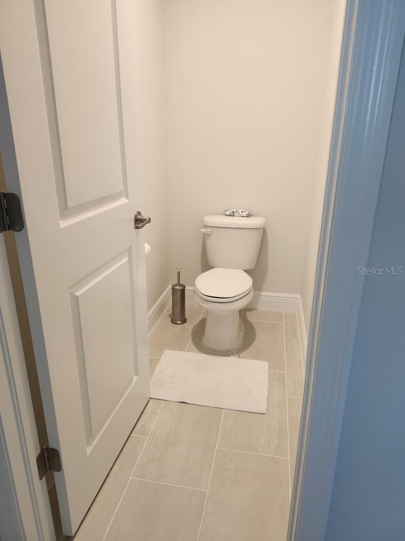 Image 18 of 24 For 4810 Emerson Avenue S
