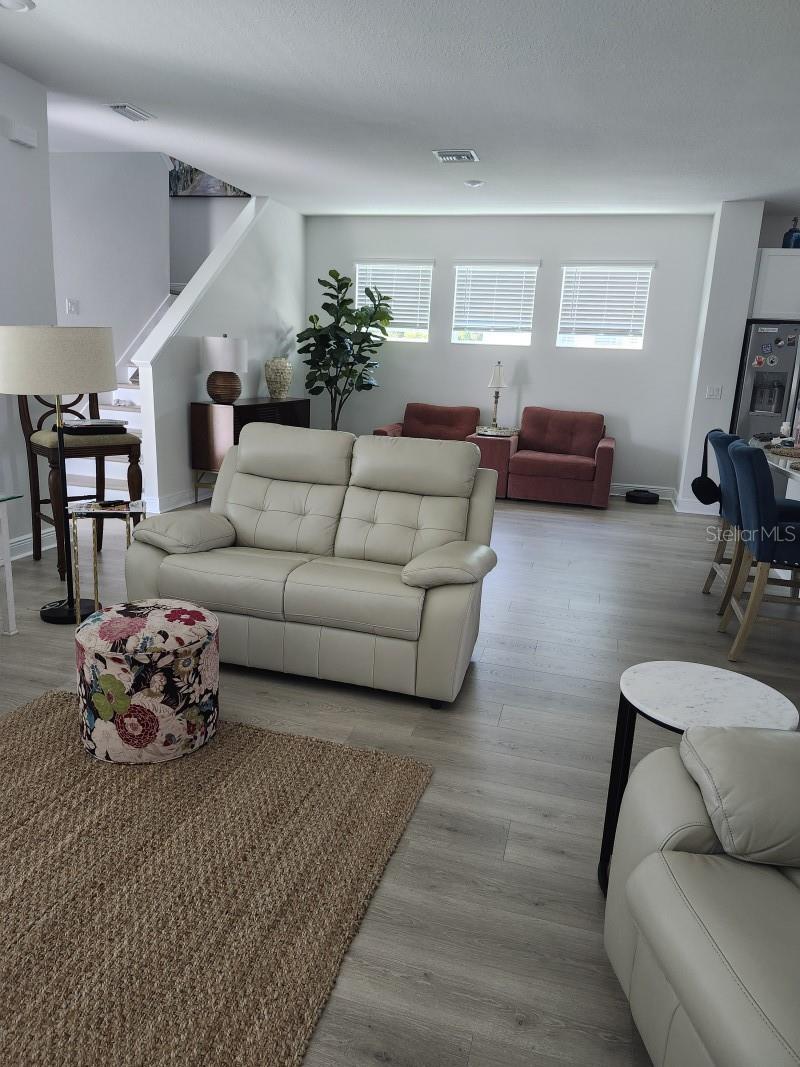 Image 21 of 24 For 4810 Emerson Avenue S