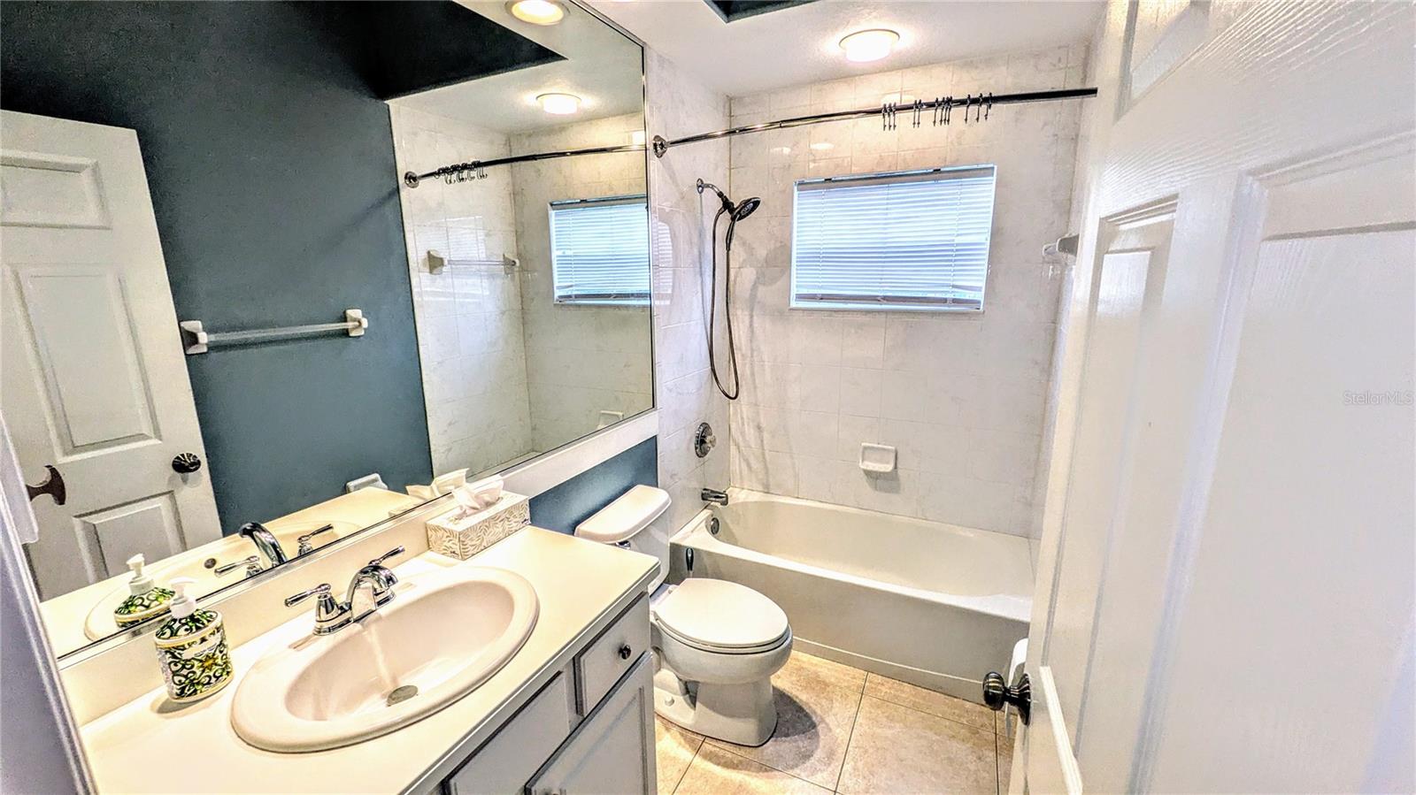 Image 18 of 22 For 705 Fordingbridge Way