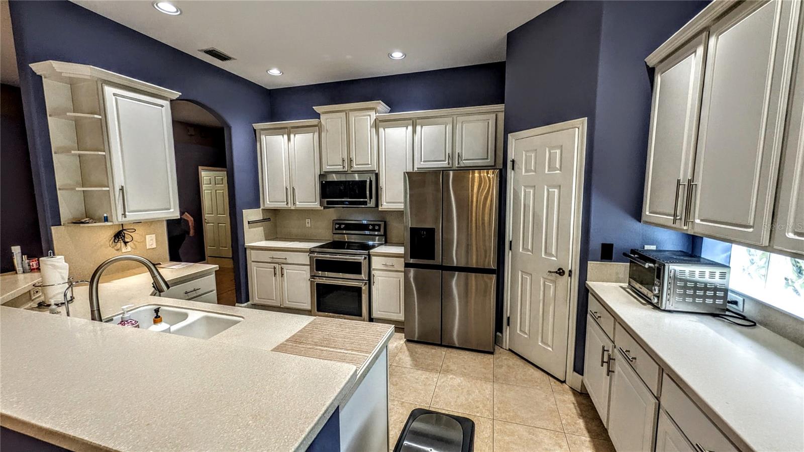 Image 6 of 22 For 705 Fordingbridge Way