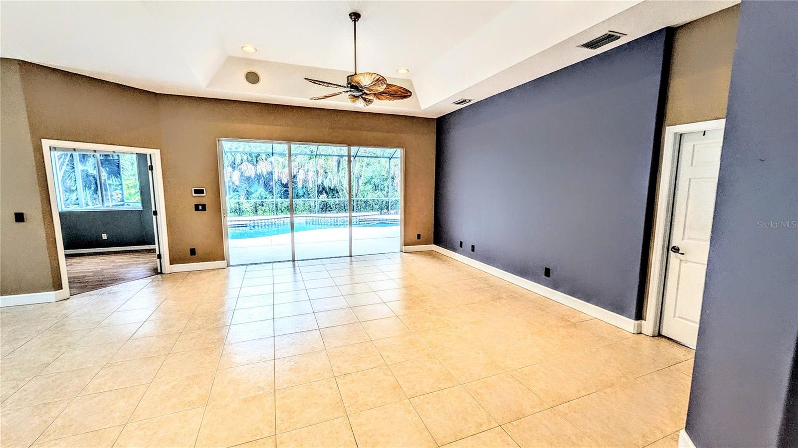 Image 8 of 22 For 705 Fordingbridge Way