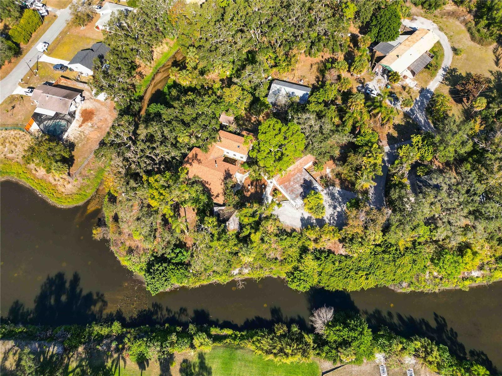 Image 36 of 64 For 860 Beneva Road