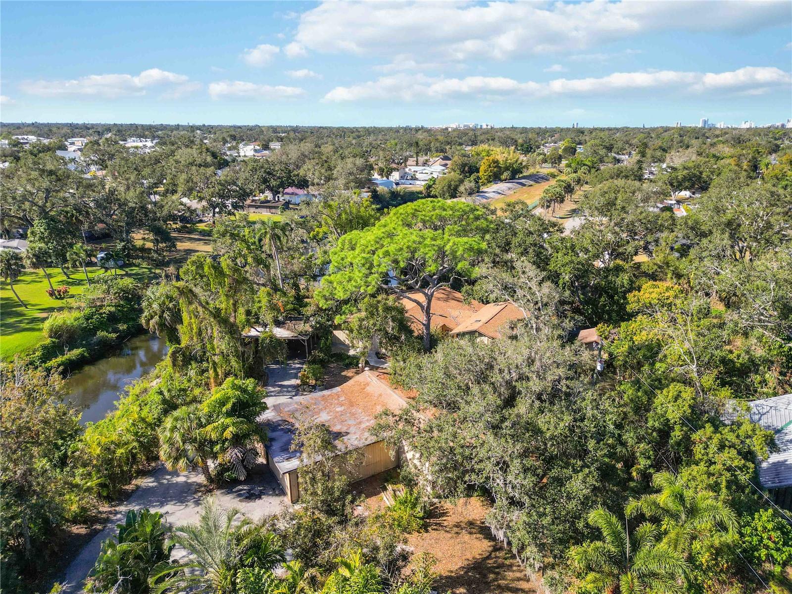 Image 40 of 64 For 860 Beneva Road