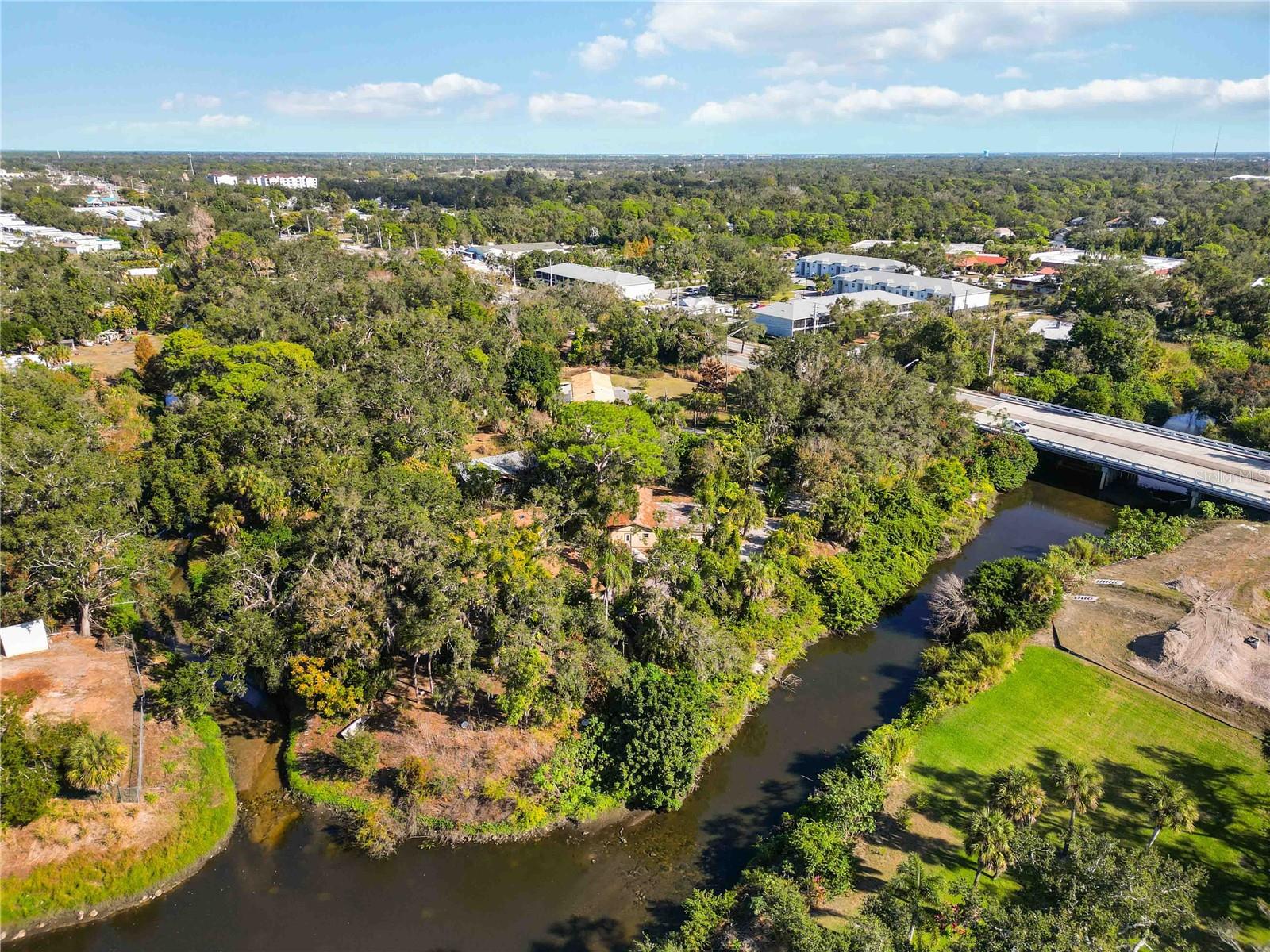 Image 47 of 64 For 860 Beneva Road