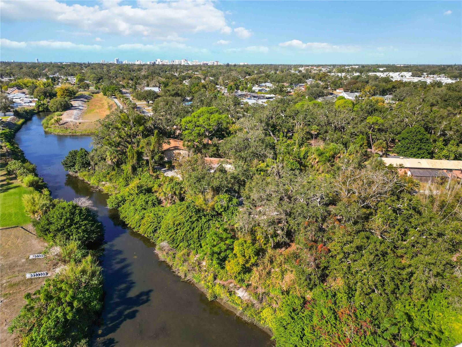 Image 52 of 64 For 860 Beneva Road