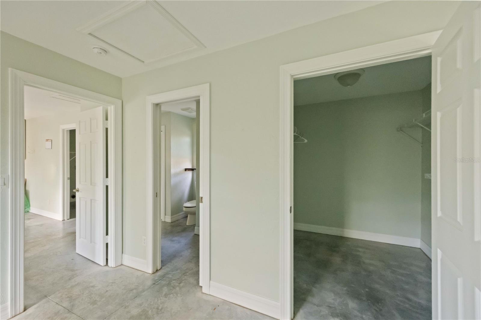 Image 62 of 64 For 860 Beneva Road