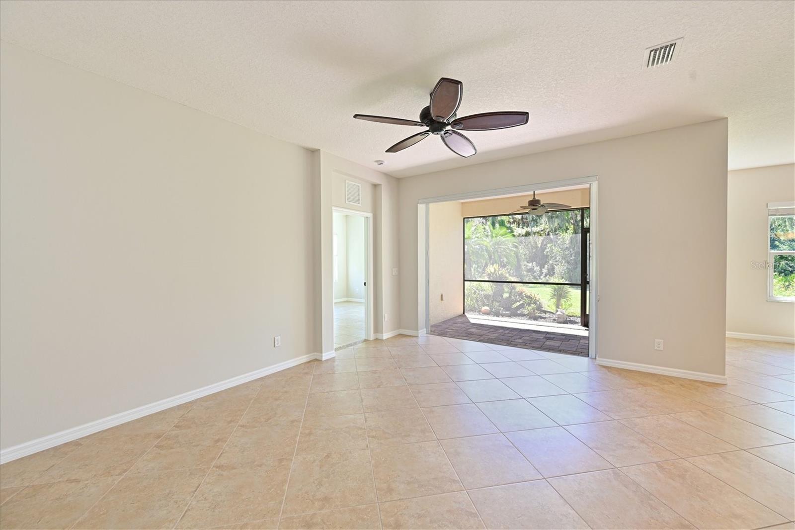 Image 18 of 53 For 4826 Lake Breeze Terrace
