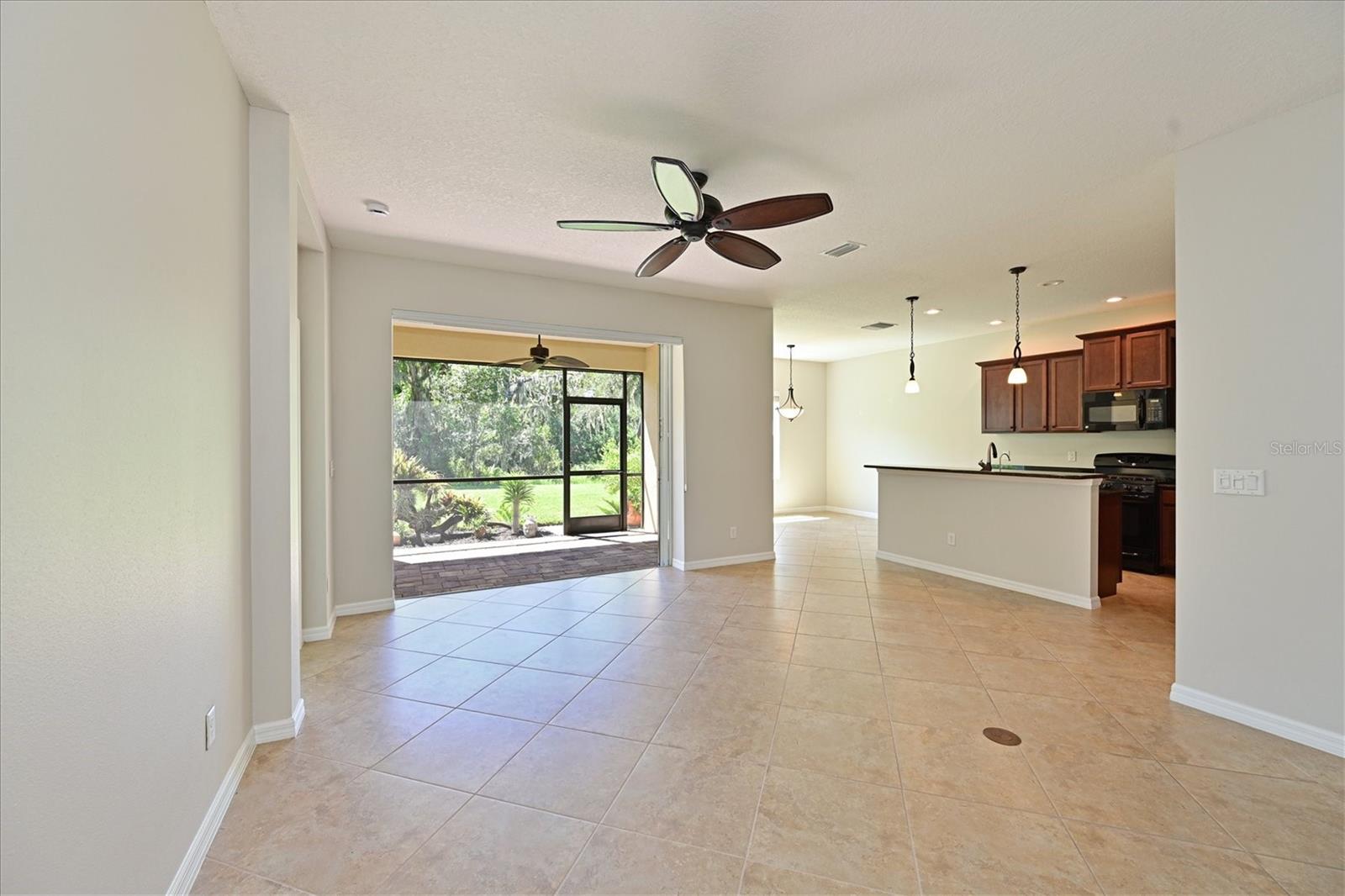 Image 19 of 53 For 4826 Lake Breeze Terrace