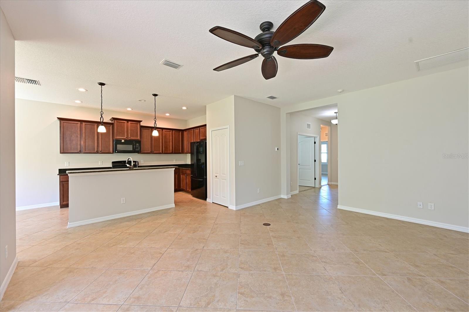 Image 9 of 53 For 4826 Lake Breeze Terrace