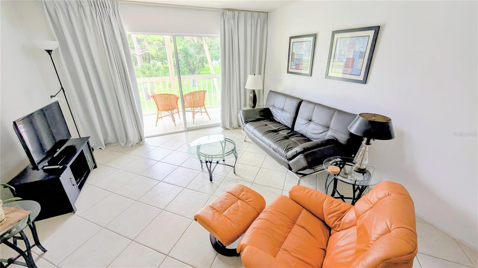 Image 3 of 30 For 1310 Glen Oaks Drive E 289e