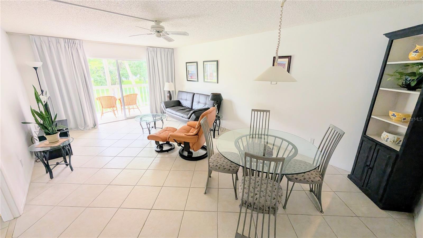 Image 4 of 30 For 1310 Glen Oaks Drive E 289e