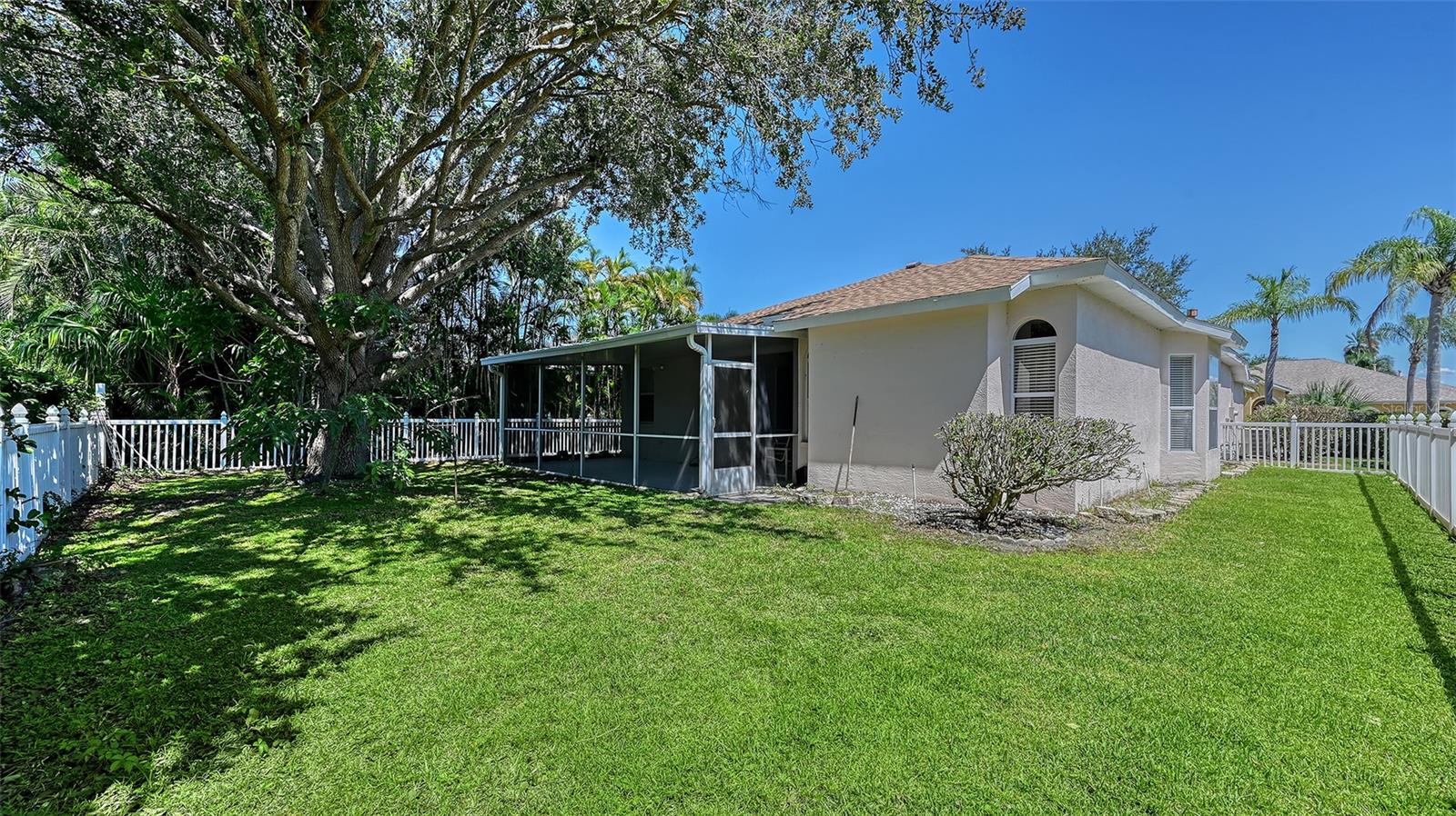 Image 31 of 58 For 6734 Country Club Lane