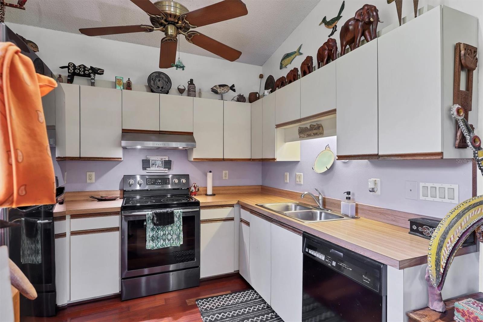 Image 23 of 55 For 2230 Myakka Road