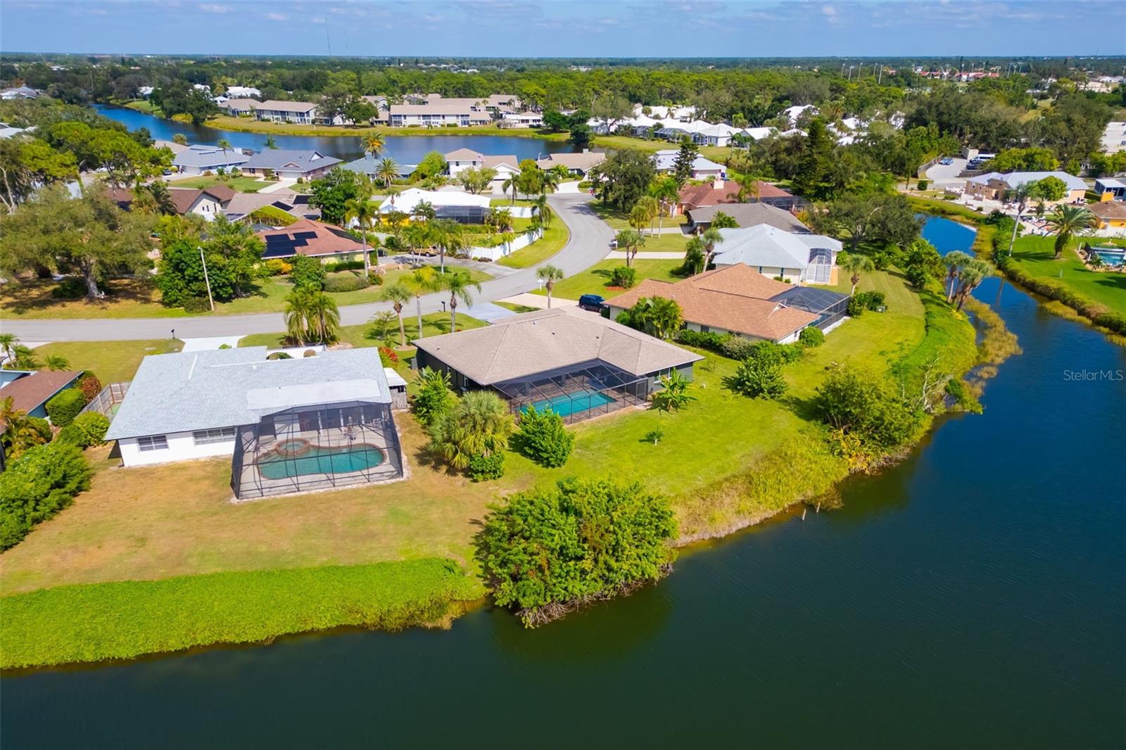 Image 36 of 58 For 1209 Waterside Lane