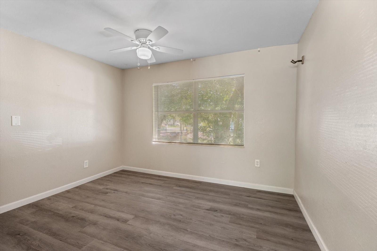 Image 24 of 31 For 1608 7th Avenue E