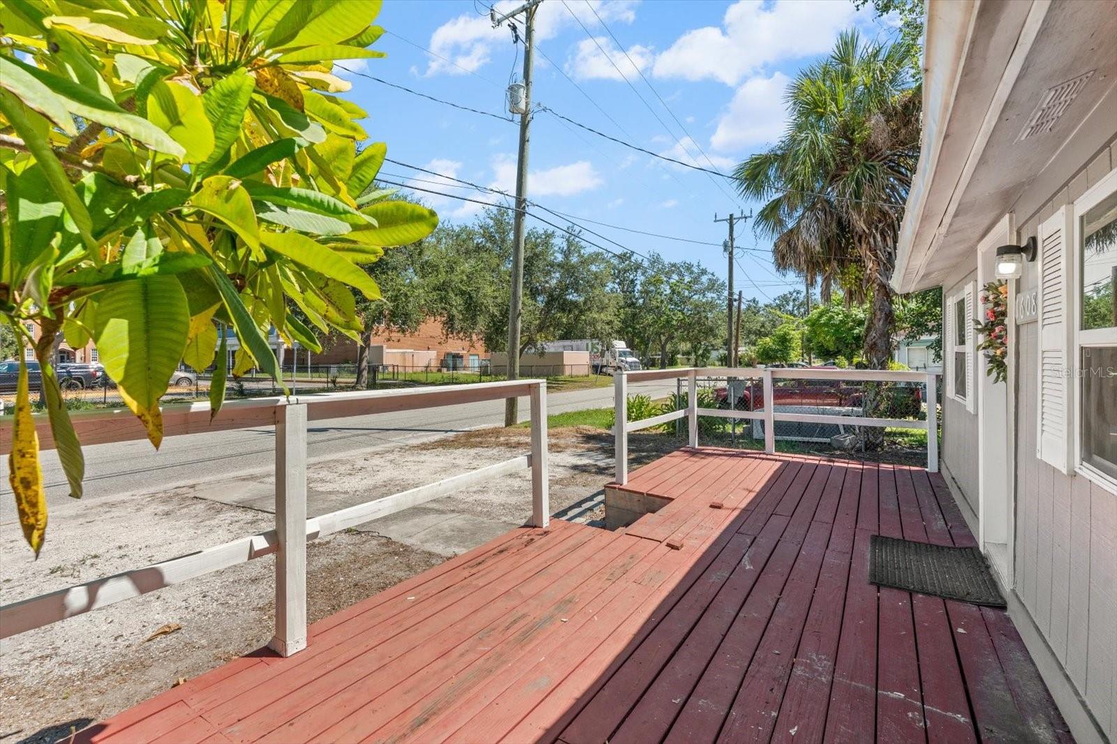 Image 6 of 31 For 1608 7th Avenue E