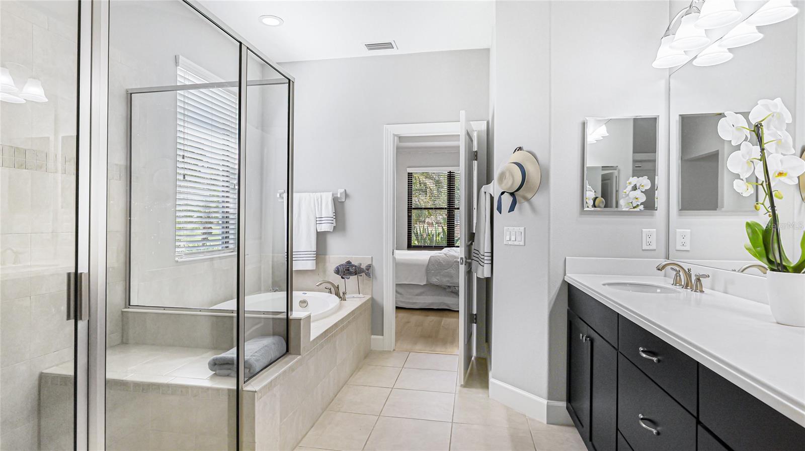 Image 19 of 95 For 12712 Fontana Loop