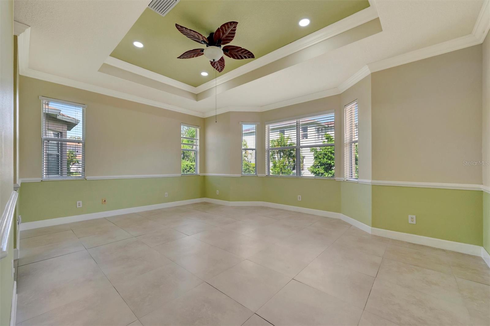 Image 14 of 22 For 6507 37th Street E