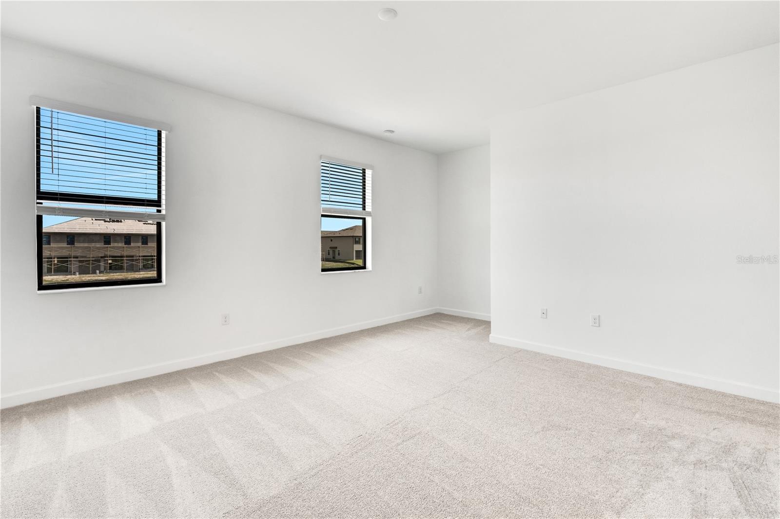 Image 14 of 54 For 15115 Sunny Day Drive