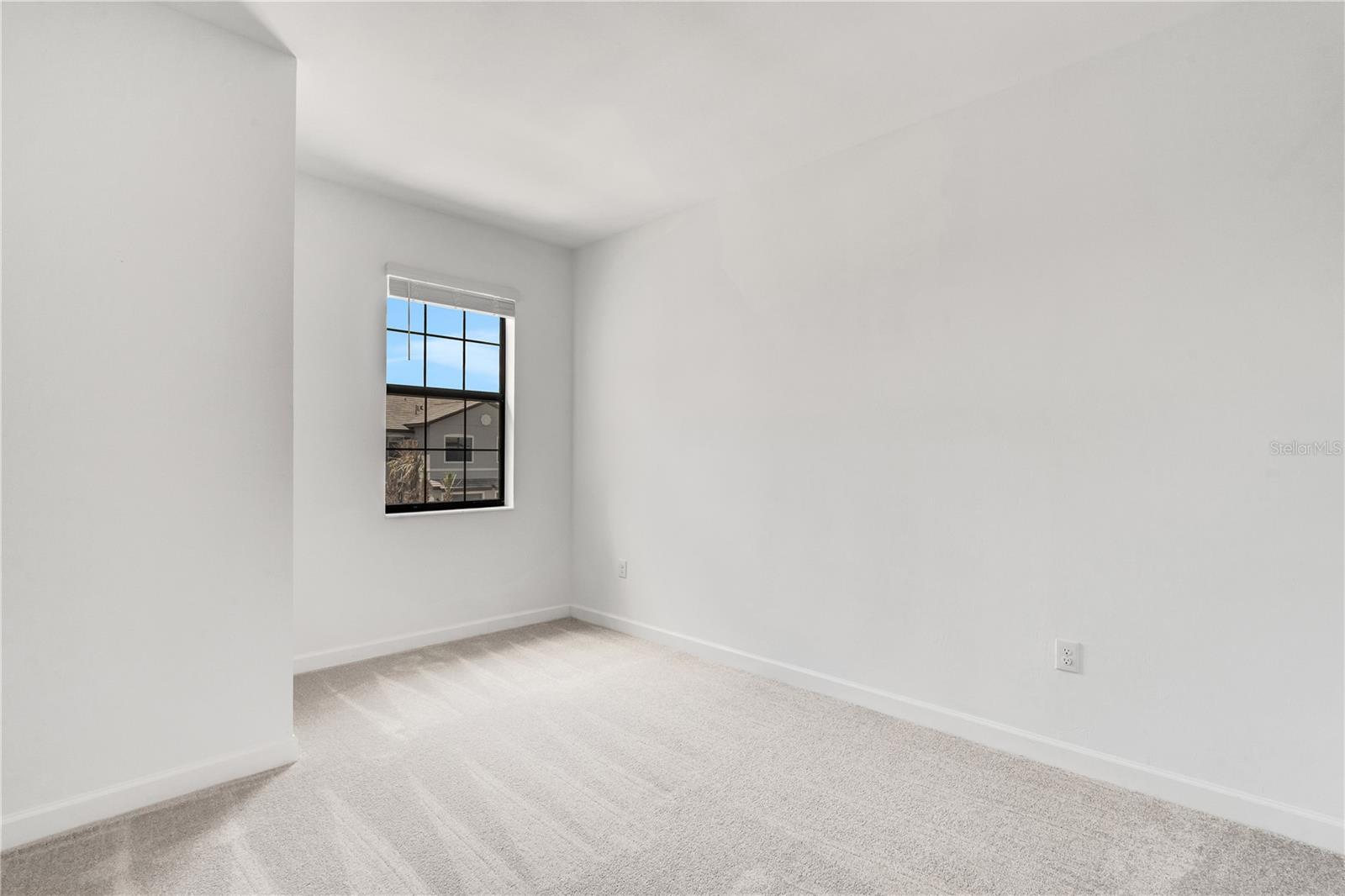 Image 23 of 54 For 15115 Sunny Day Drive