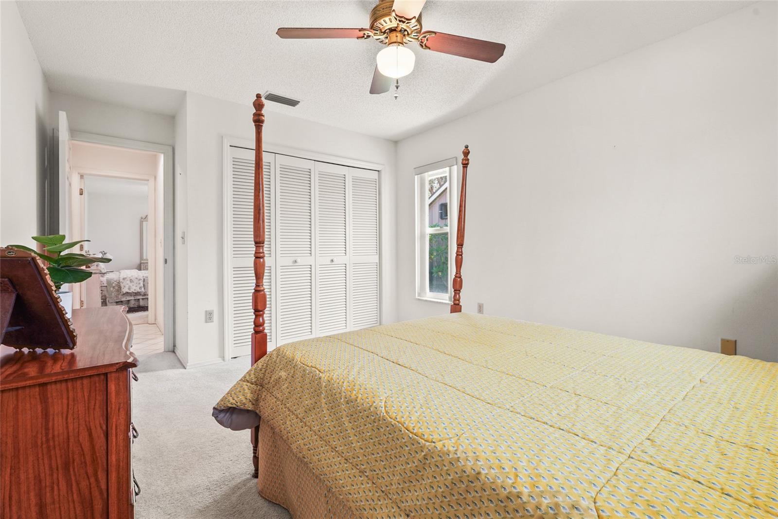 Image 34 of 80 For 4420 Oak View Drive