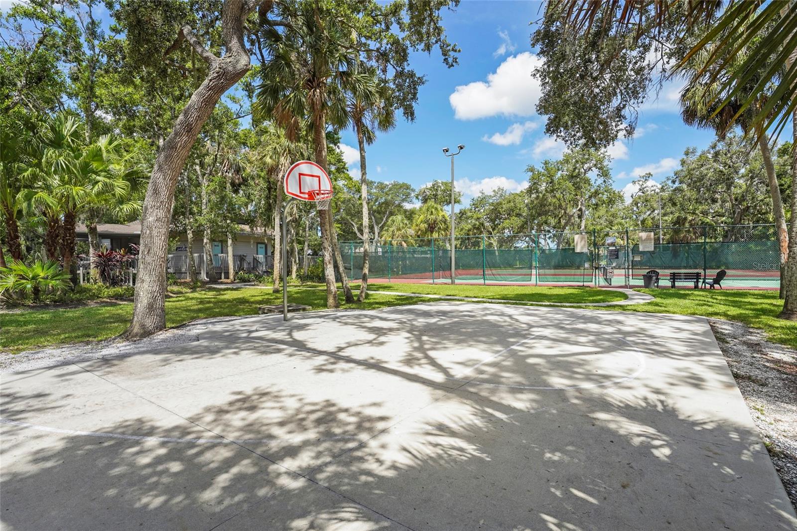 Image 69 of 80 For 4420 Oak View Drive