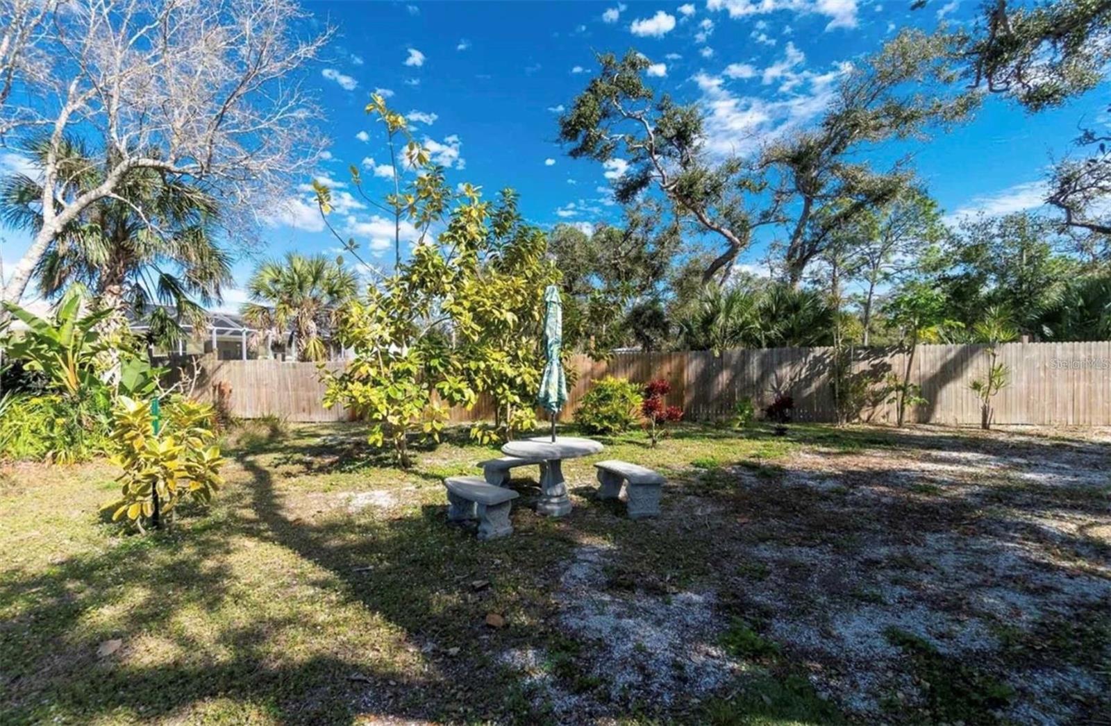 Image 24 of 25 For 15467 Gregus Avenue