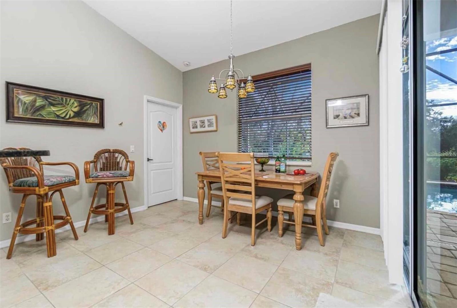Image 8 of 25 For 15467 Gregus Avenue