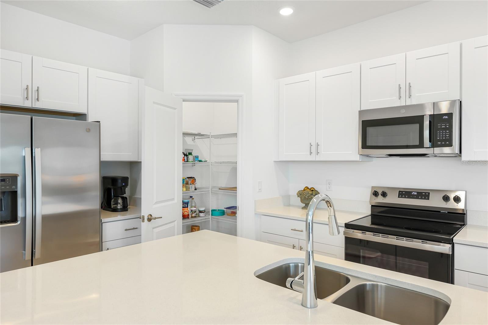 Image 6 of 26 For 3039 Novara Lane