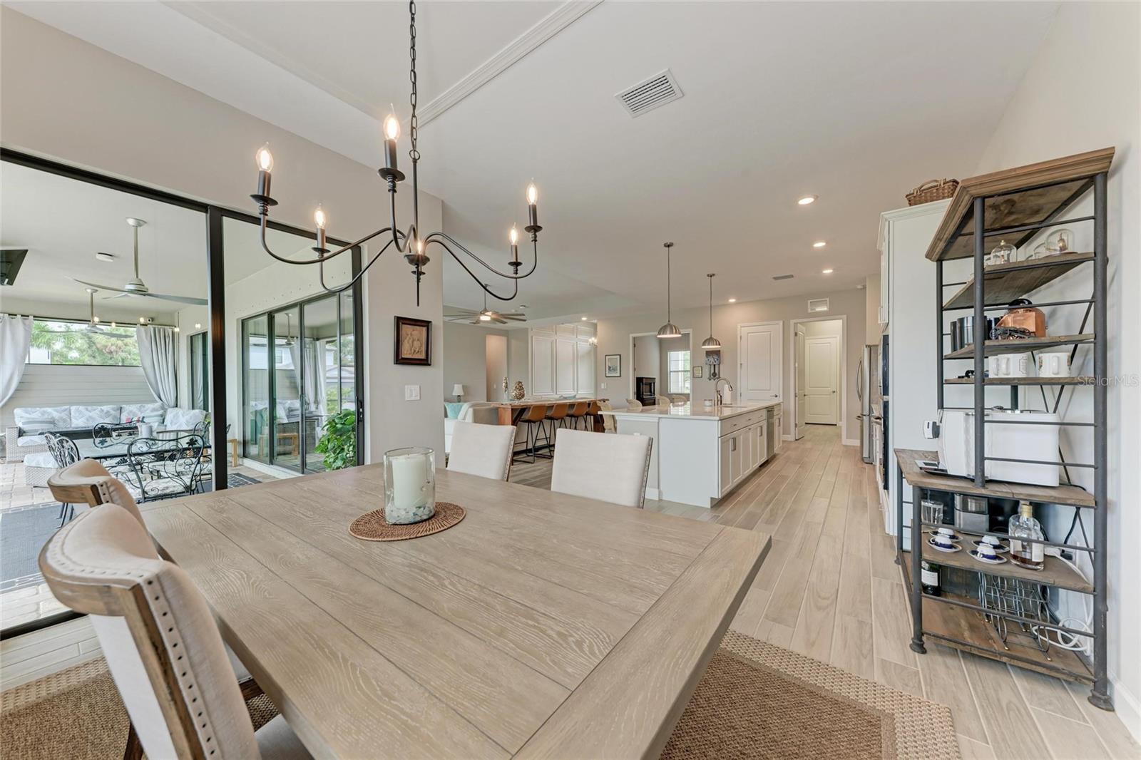 Image 18 of 72 For 4906 Lighthouse Bay Lane