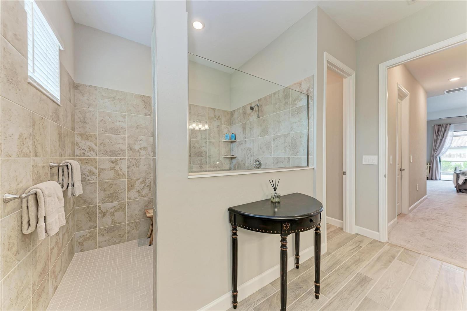 Image 29 of 72 For 4906 Lighthouse Bay Lane