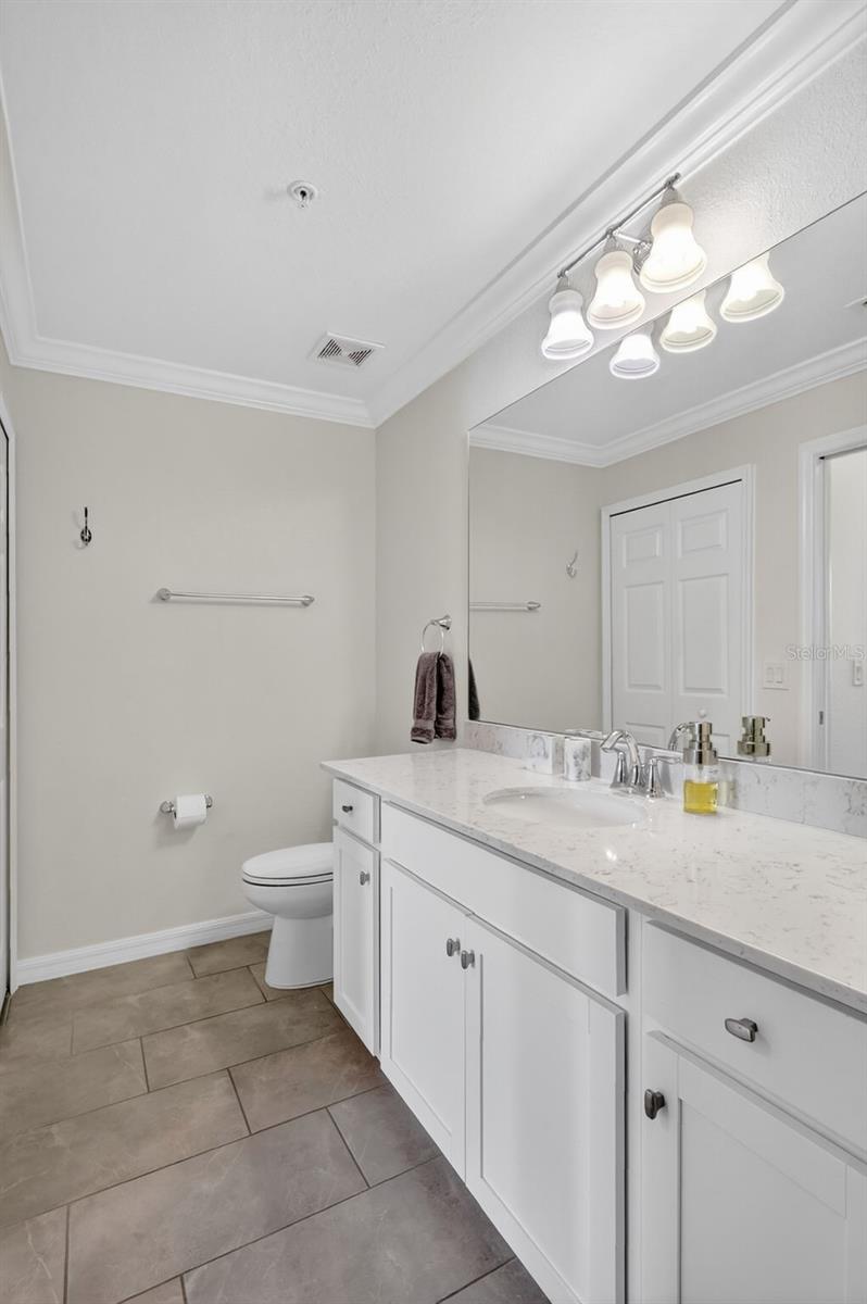 Image 22 of 51 For 17810 Gawthrop Drive 305
