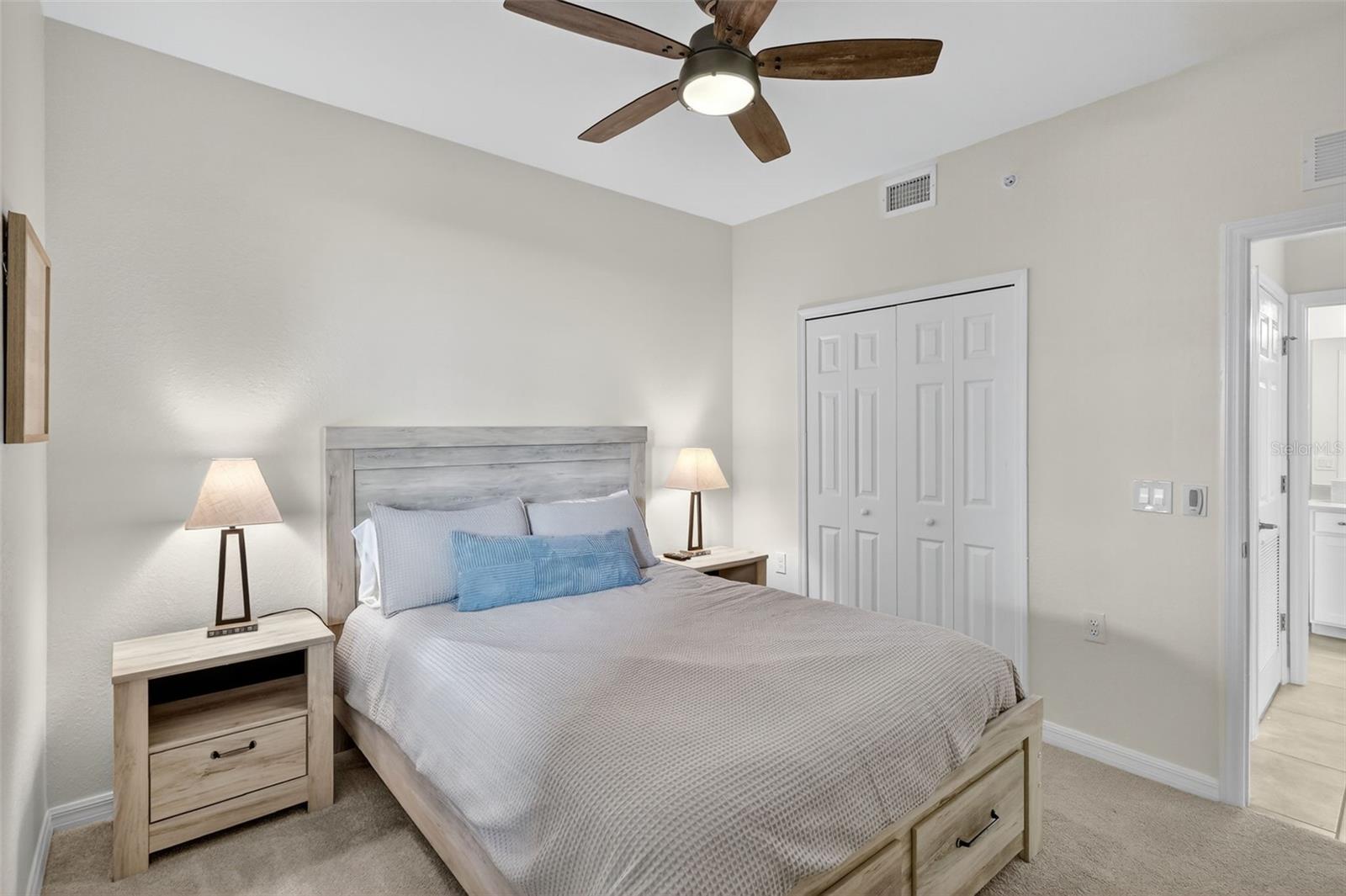 Image 29 of 51 For 17810 Gawthrop Drive 305